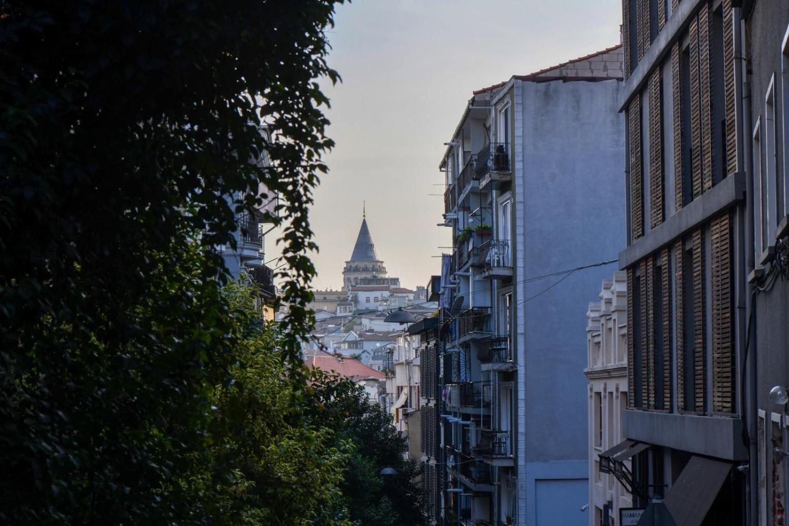 Taksim Private Terrace Close to Antique Store Galata Port Cihangir