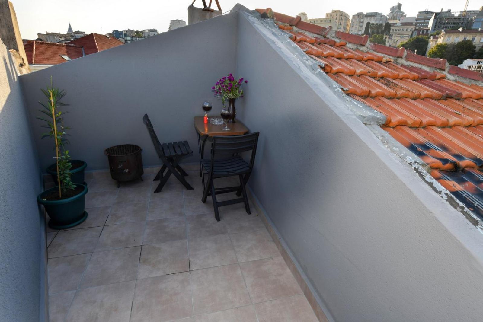 Taksim Private Terrace Close to Antique Store Galata Port Cihangir