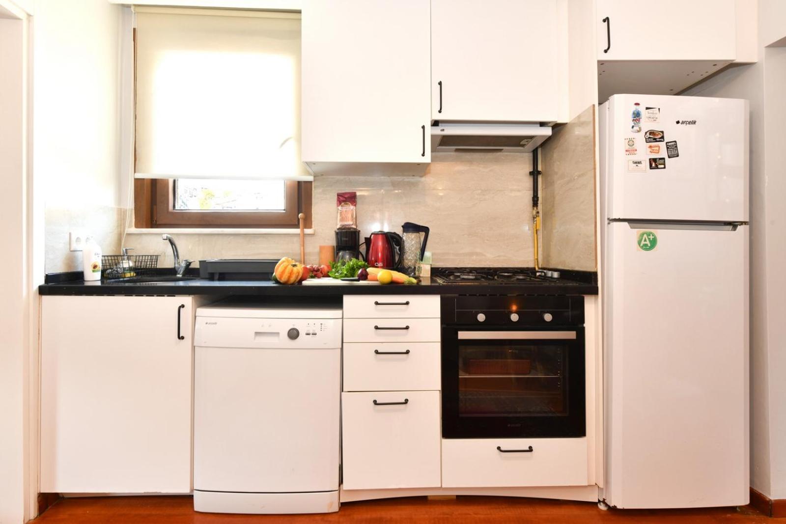 Taksim Private Terrace Close to Antique Store Galata Port Cihangir