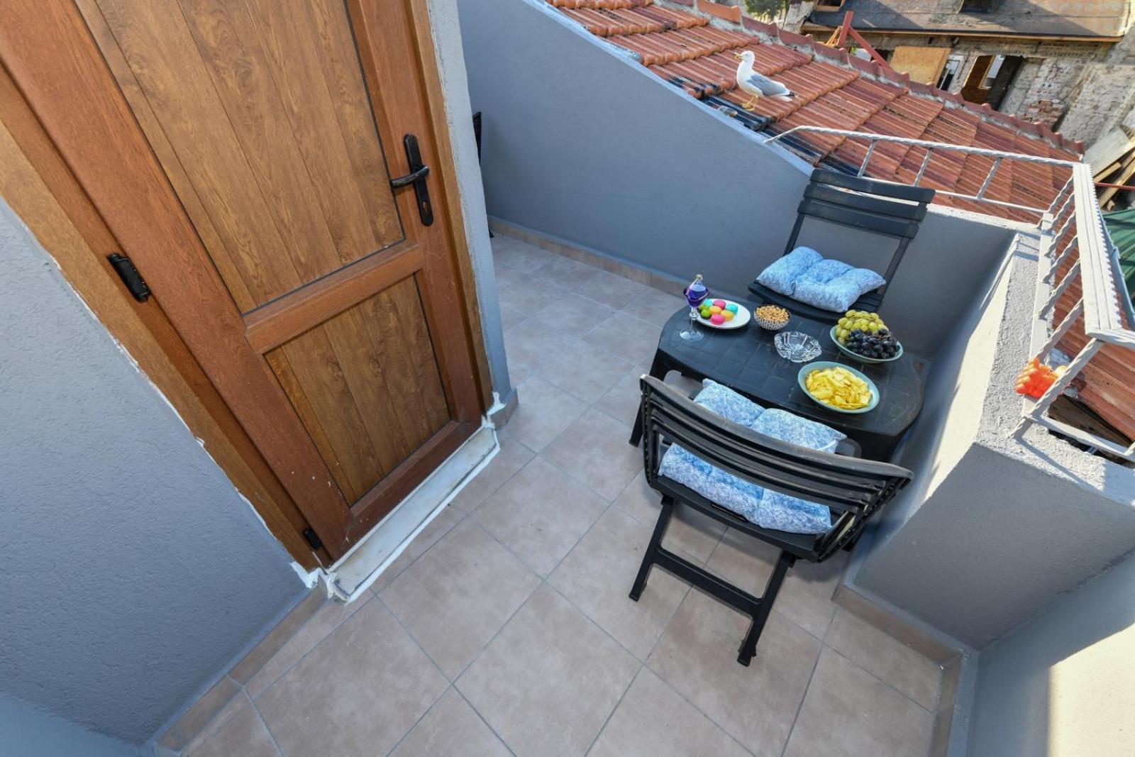 Taksim Private Terrace Close to Antique Store Galata Port Cihangir