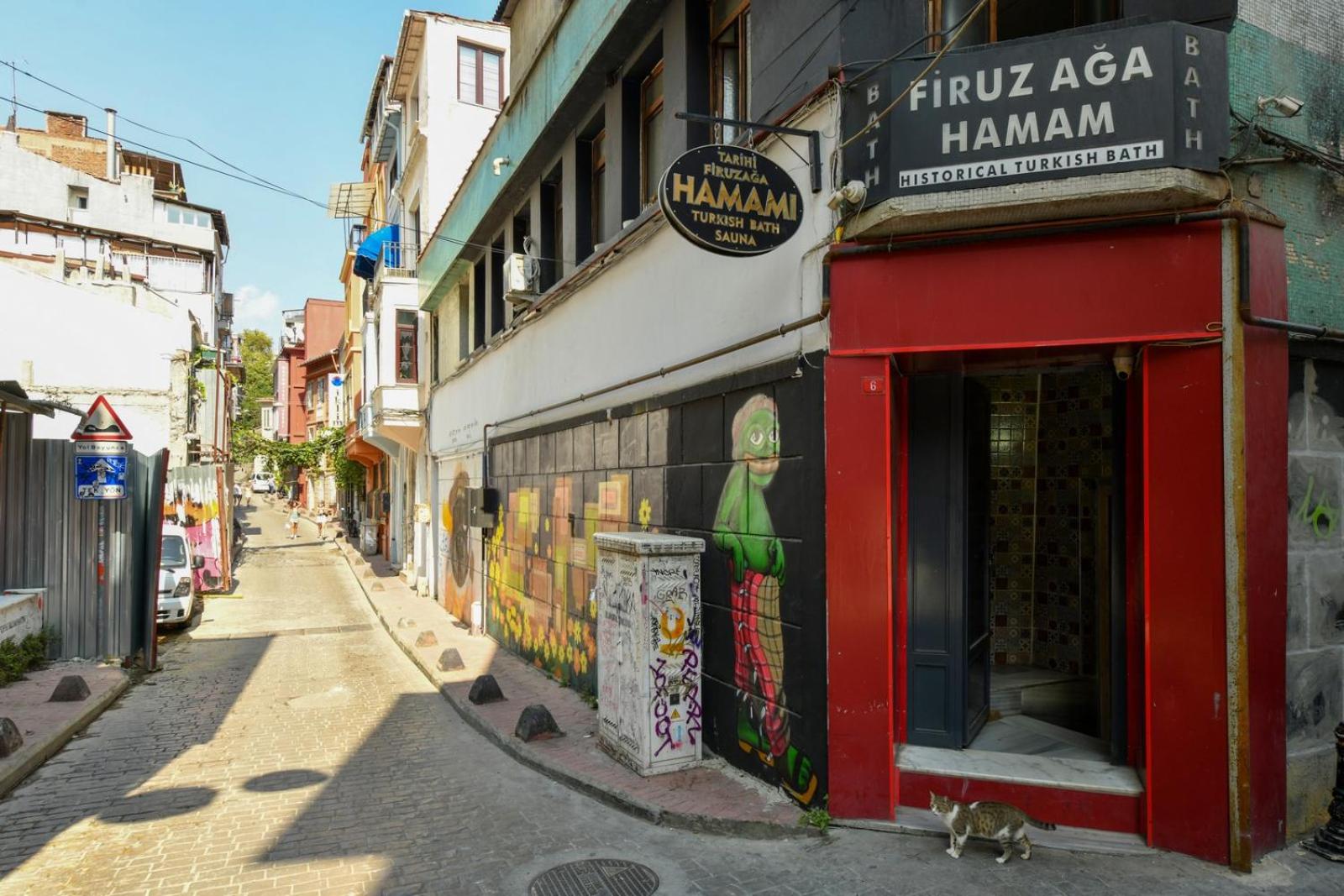 Taksim Private Terrace Close to Antique Store Galata Port Cihangir