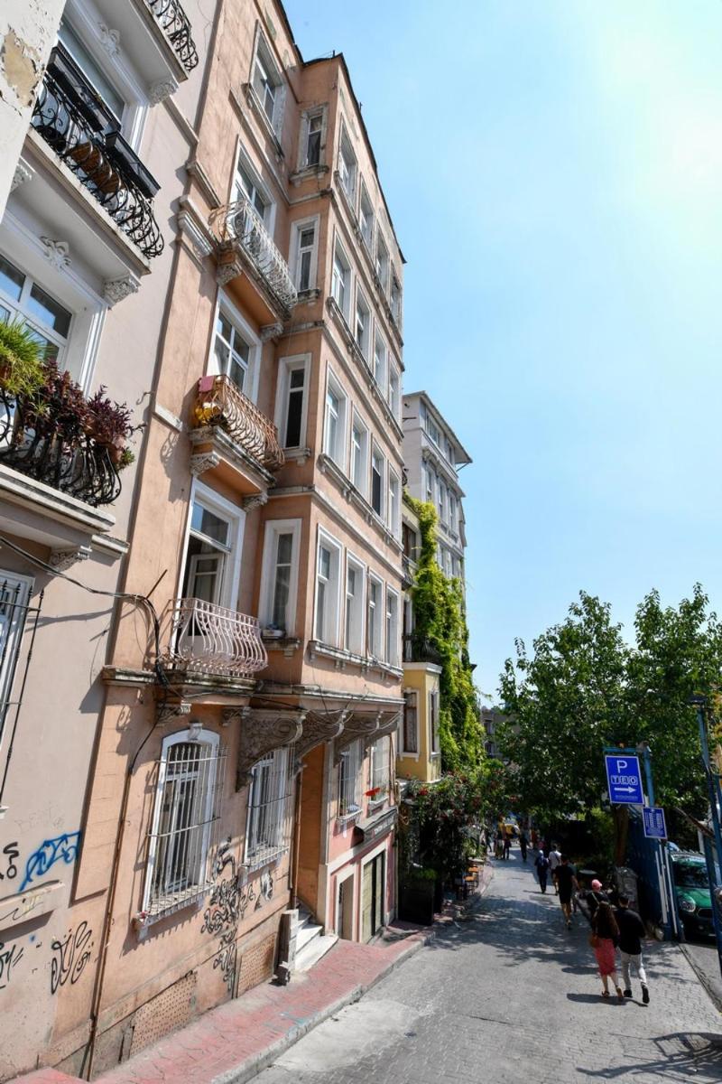 Taksim Private Terrace Close to Antique Store Galata Port Cihangir
