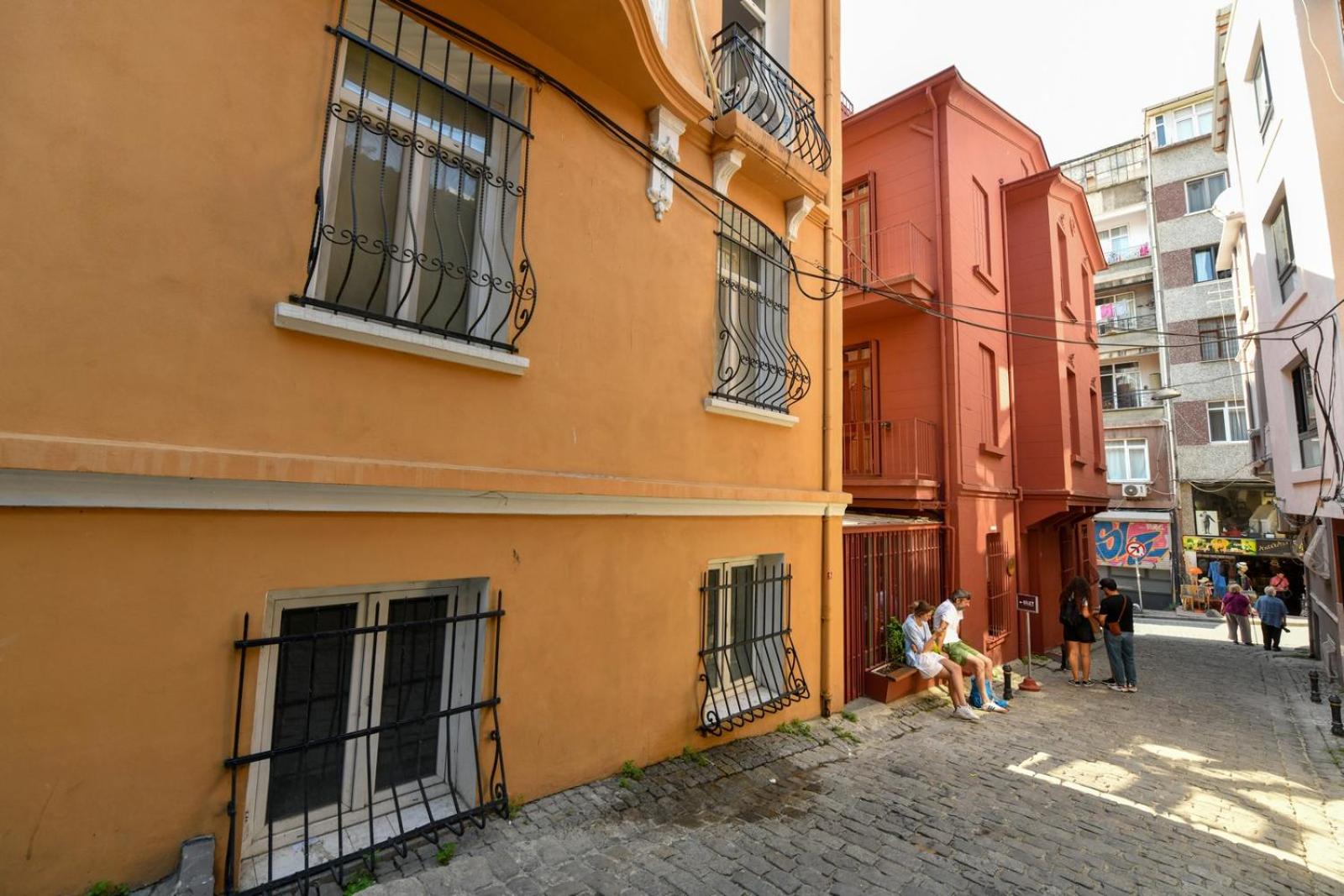 Taksim Private Terrace Close to Antique Store Galata Port Cihangir