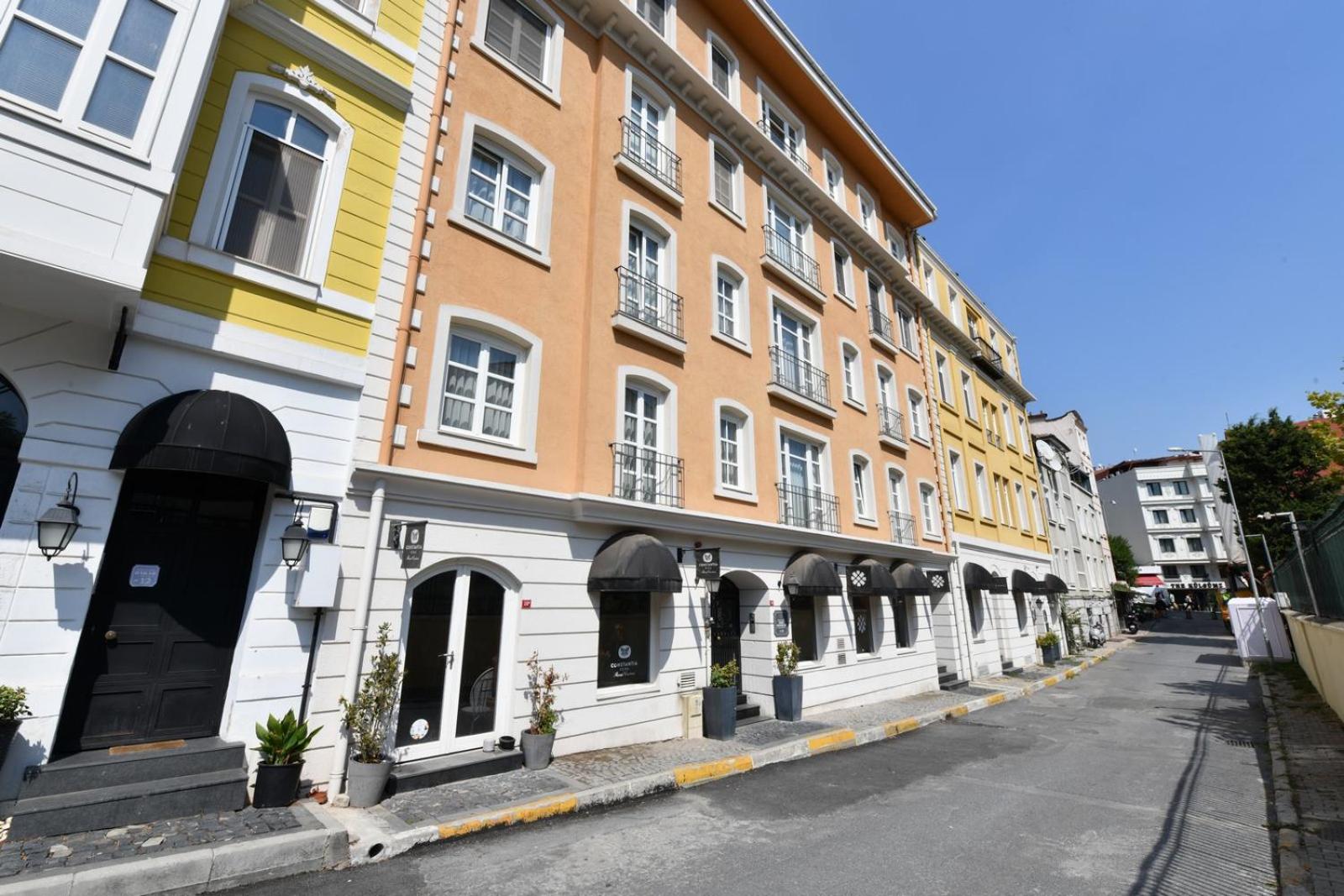 Taksim Private Terrace Close to Antique Store Galata Port Cihangir