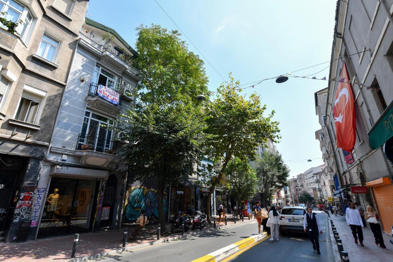 Taksim Private Terrace Close to Antique Store Galata Port Cihangir