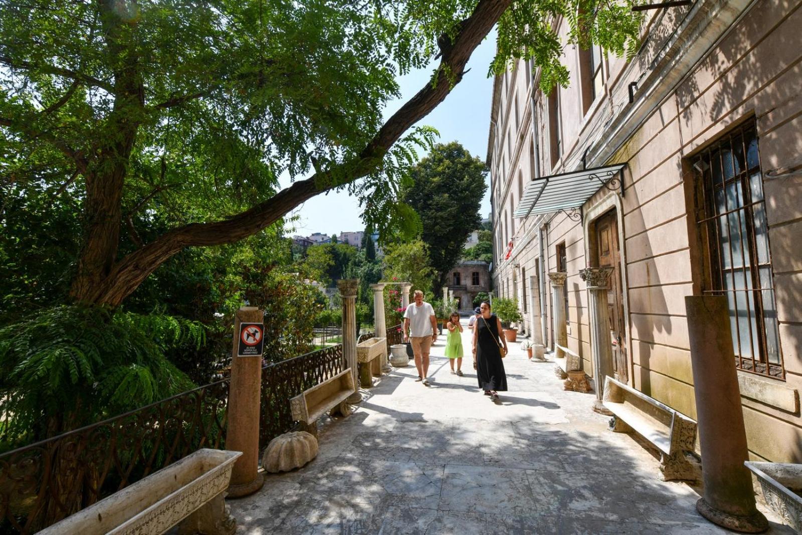 Taksim Private Terrace Close to Antique Store Galata Port Cihangir