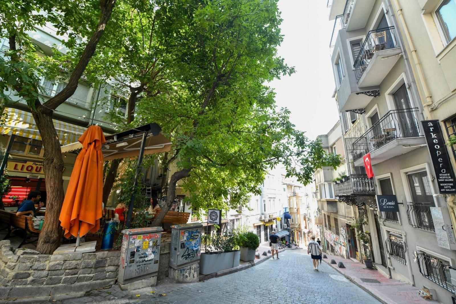 Taksim Private Terrace Close to Antique Store Galata Port Cihangir