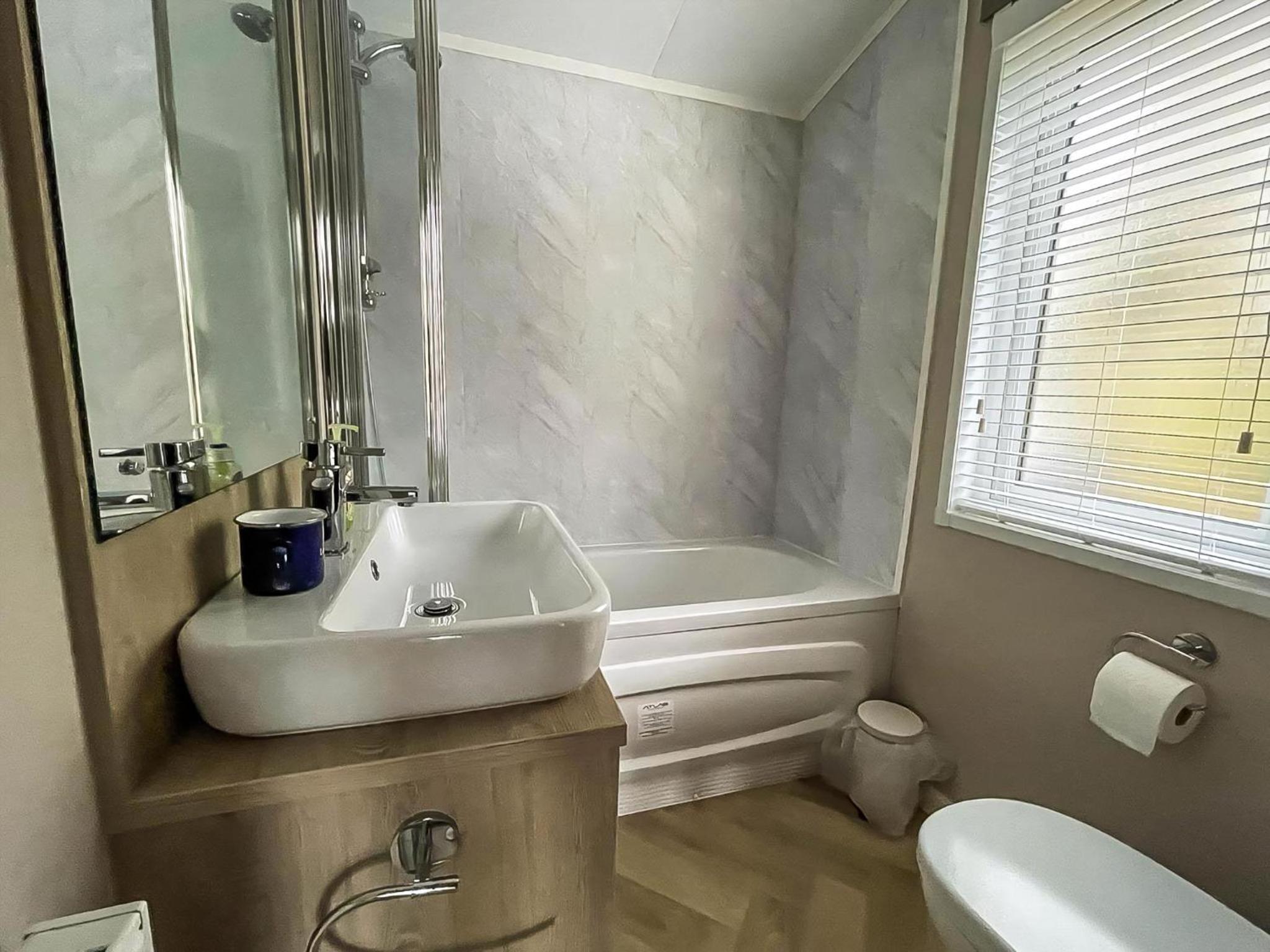 Beautiful Lodge With Decking At Azure Seas In Suffolk, Sleeps 6 Ref 32217Og view 3