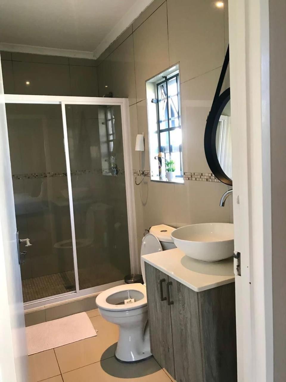 Villa Italia accommodation and car rentals Pty(Ltd)