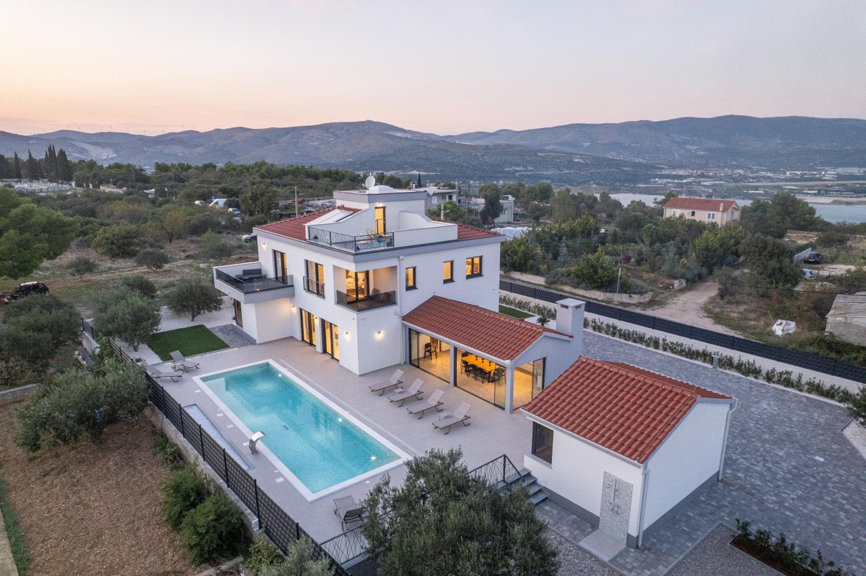 Villa Skyora view 5
