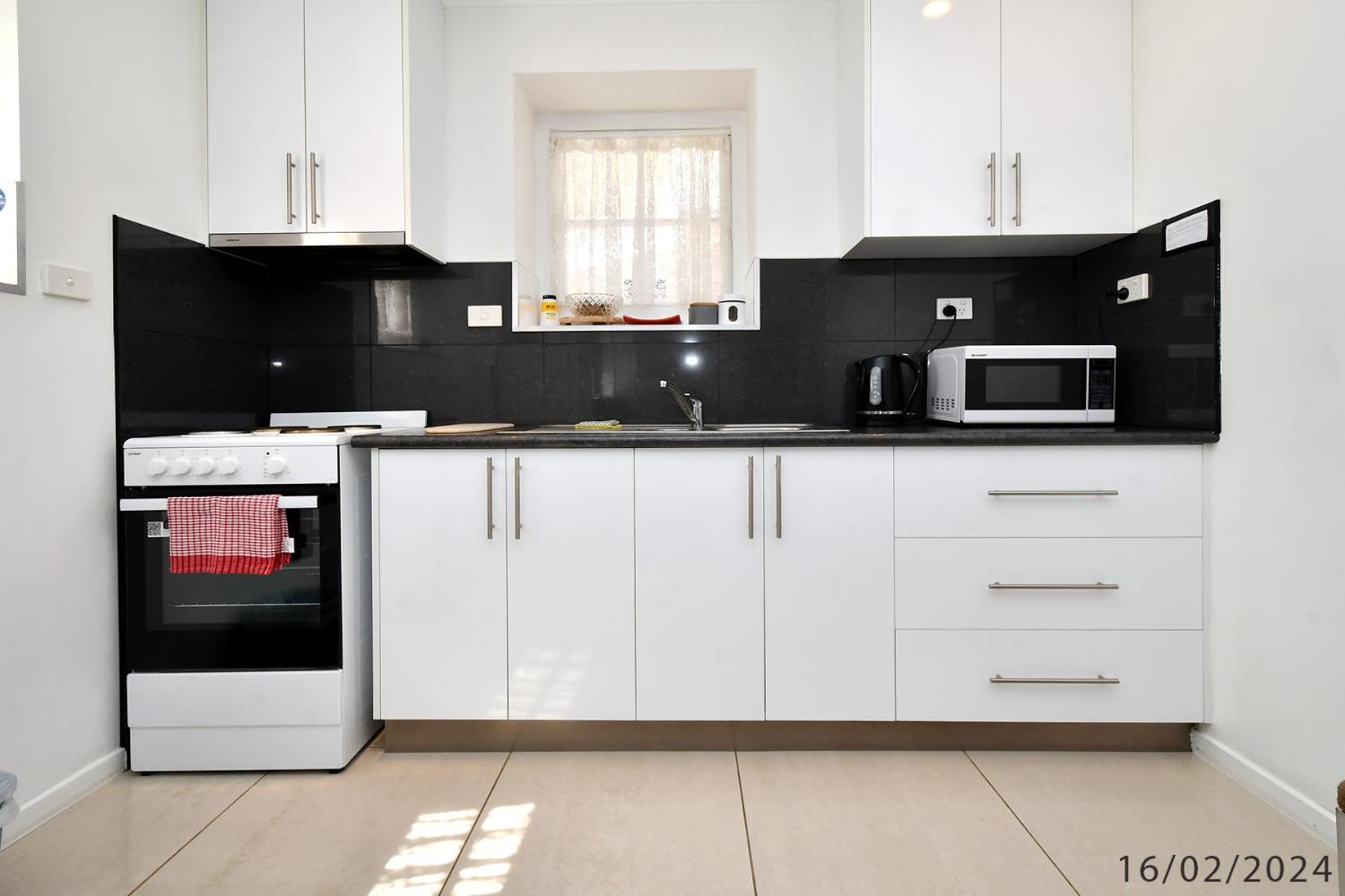 3 Bedroom 2 Bathroom Heathfield Avenue Salamanca 50m
