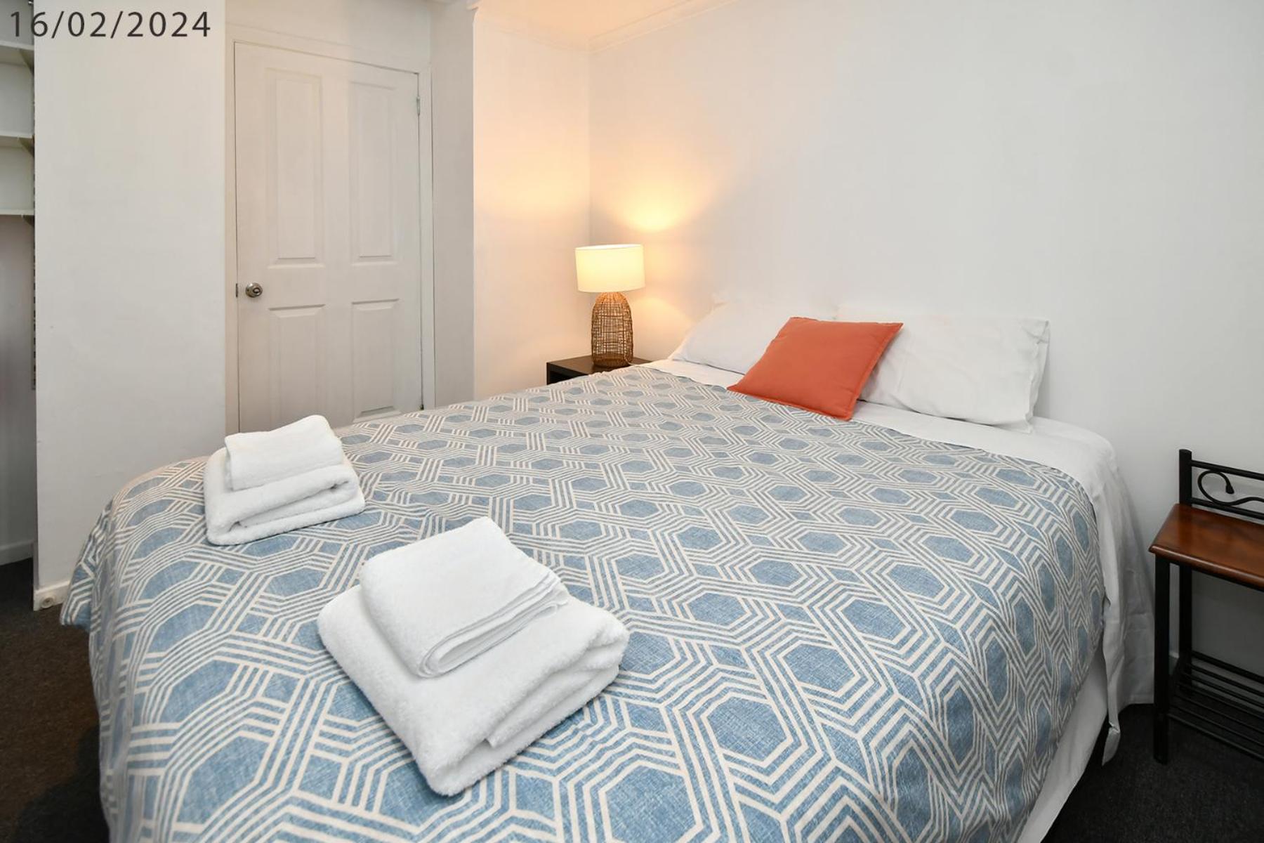 3 Bedroom 2 Bathroom Heathfield Avenue Salamanca 50m