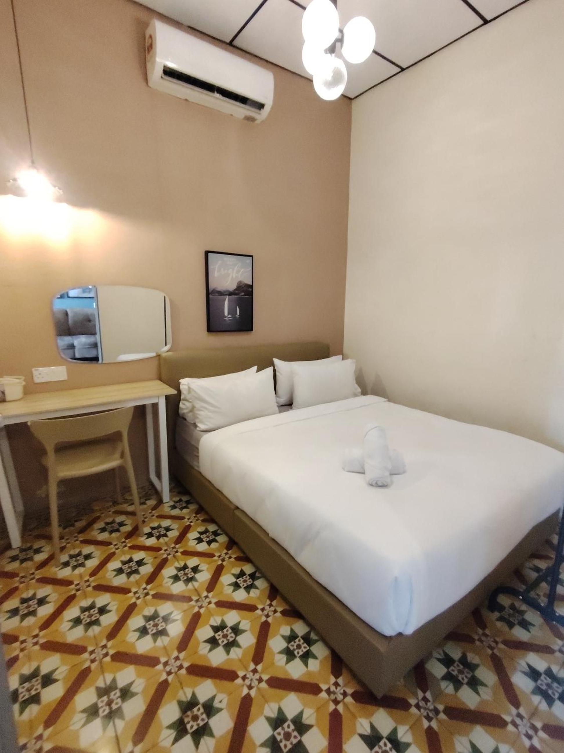 Georgetown Cozy 7 Bedrooms 13 Pax view 4