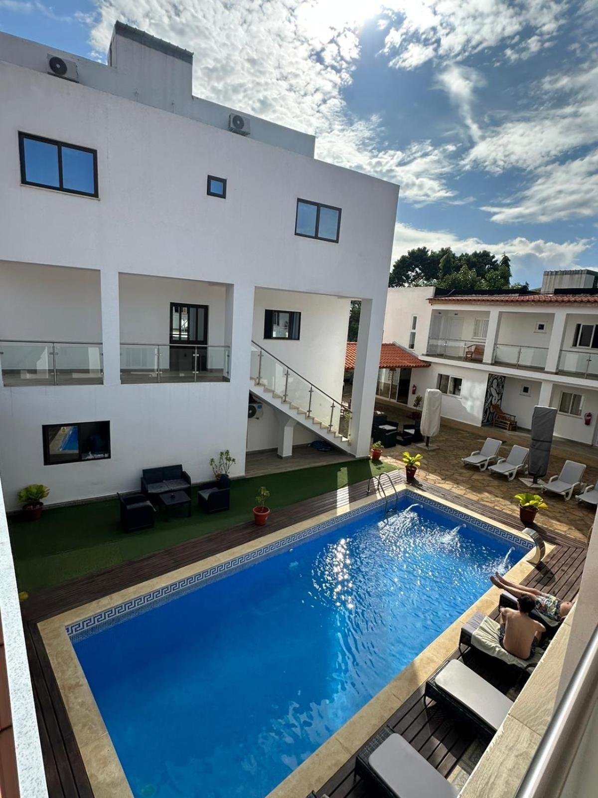 Hotel Kenito Apartamentos T1 To T3 view 2