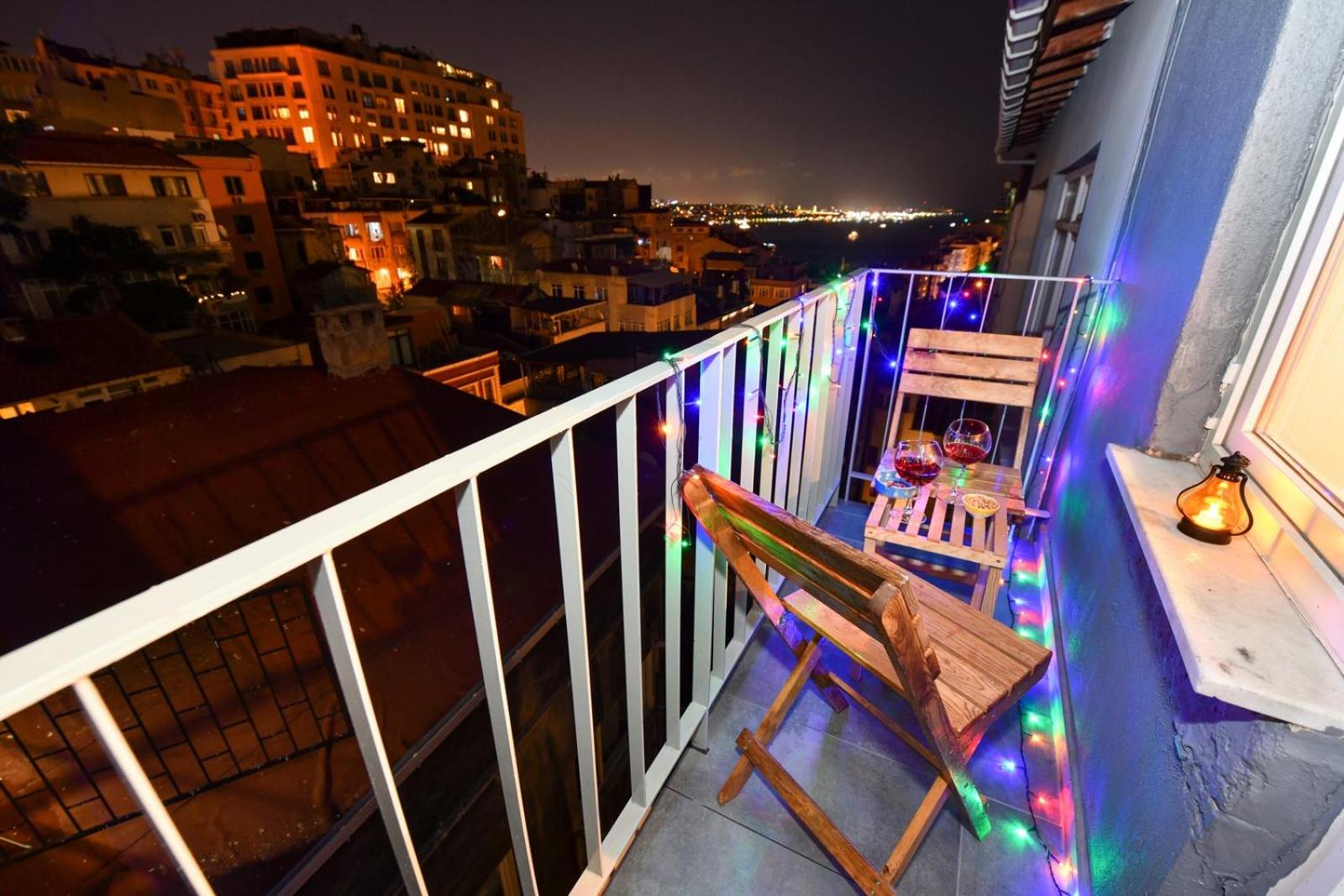 The Maiden Tower From Your Bedroom Romantic View, In Taksim Square