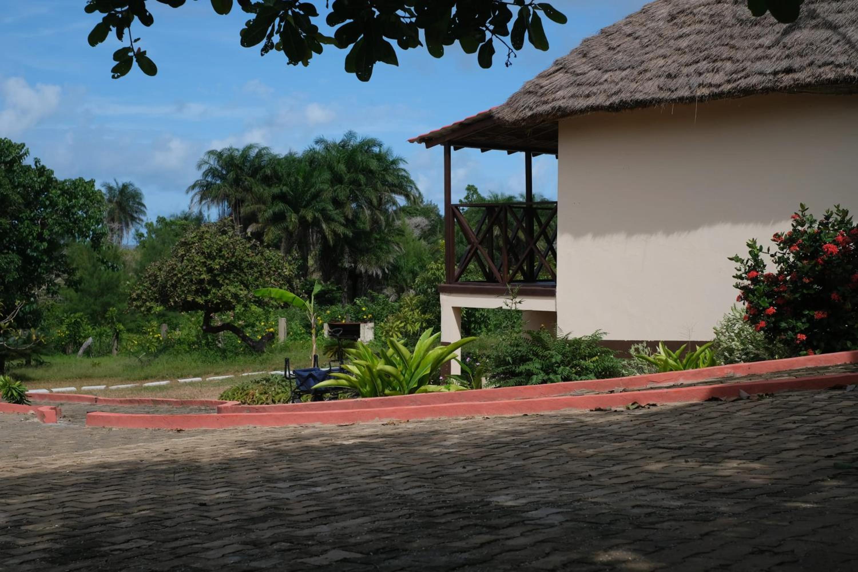 Exceptional house with sea view in Cap Skirring view 2