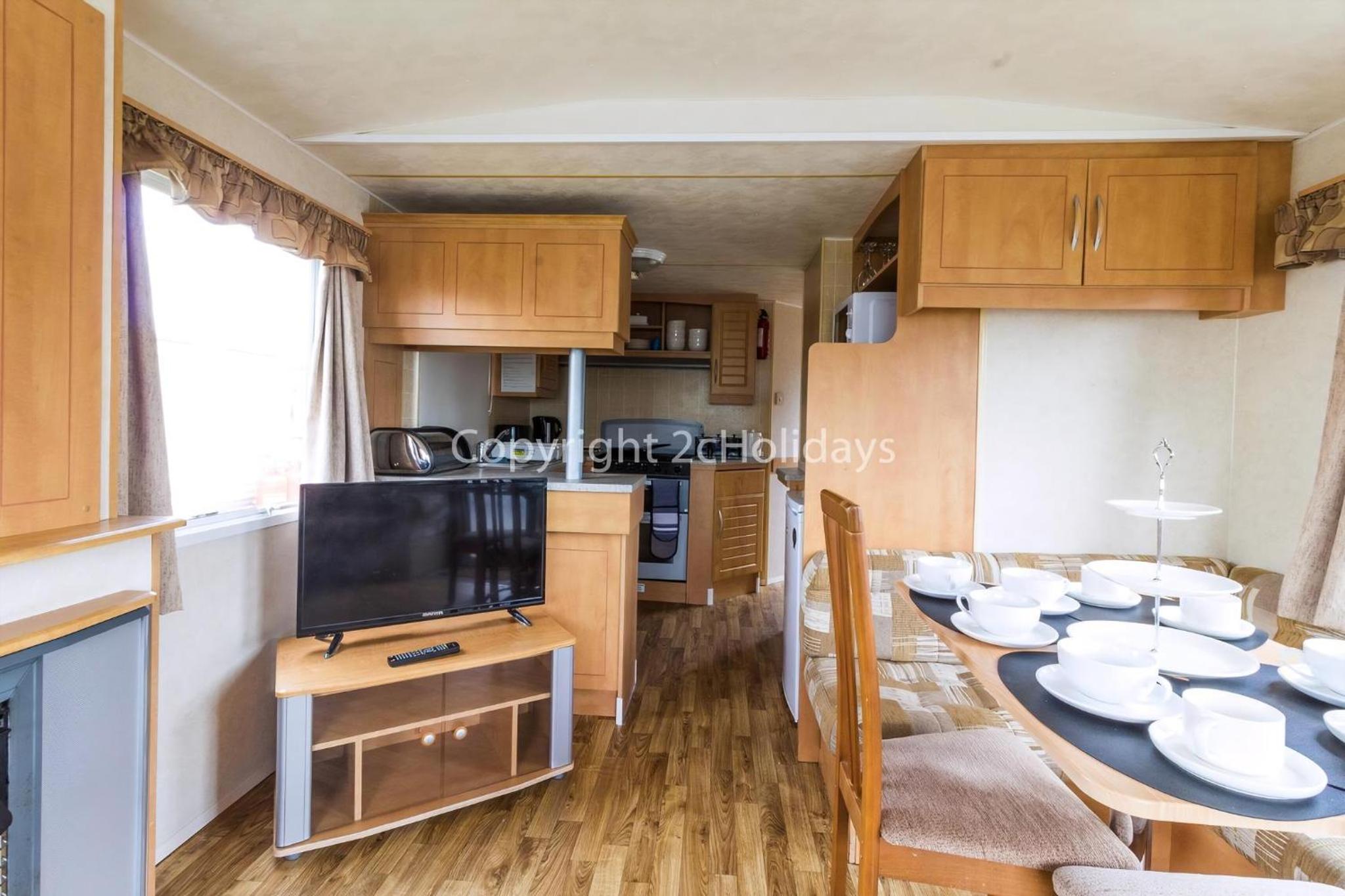8 Berth Caravan At California Cliffs Holiday Park In Norfolk Ref 50007D view 3