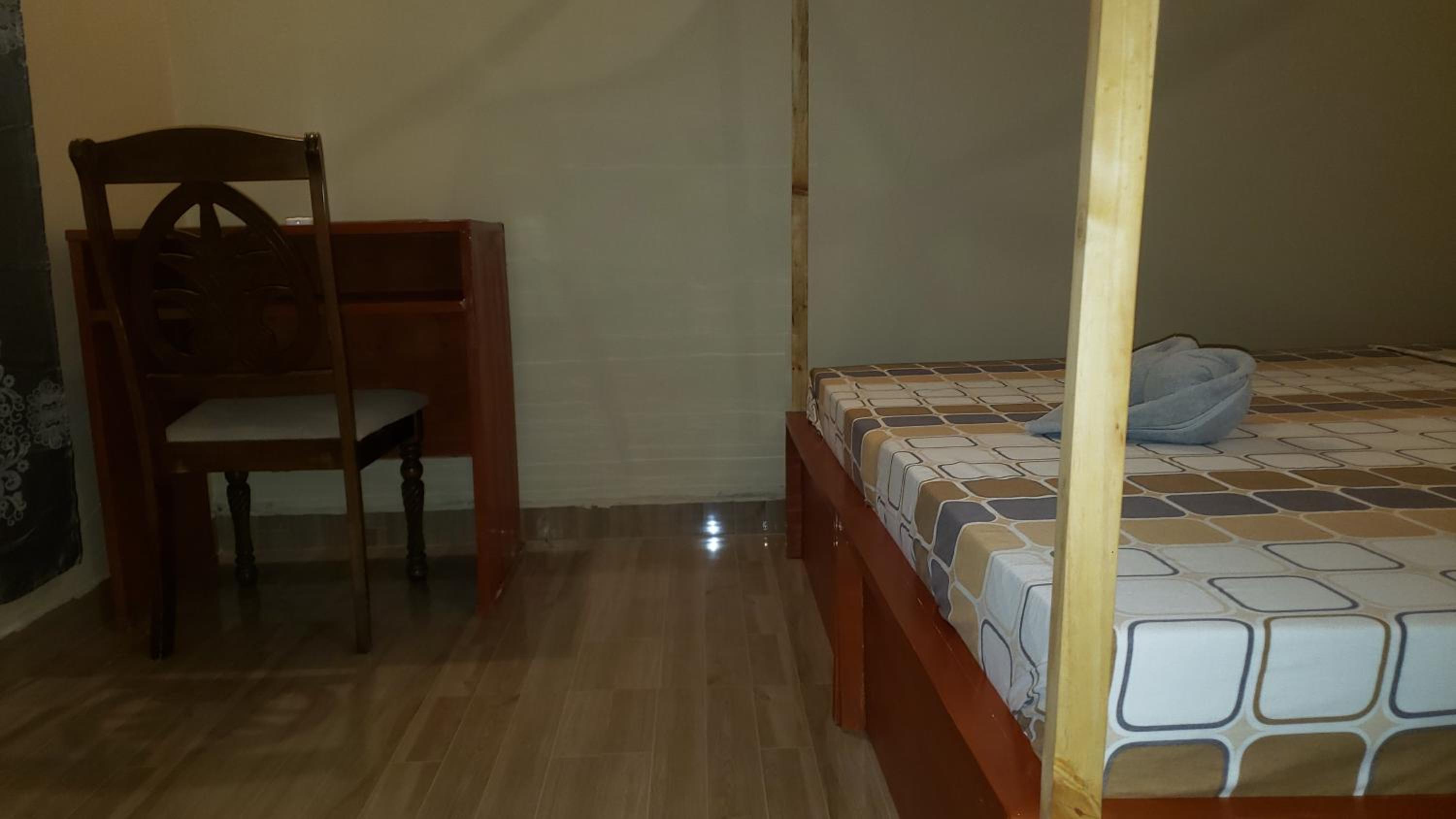 L&j modern backpackers BnB