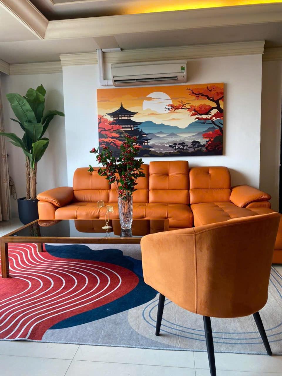 Son&Henry Cantavil Korean Apt