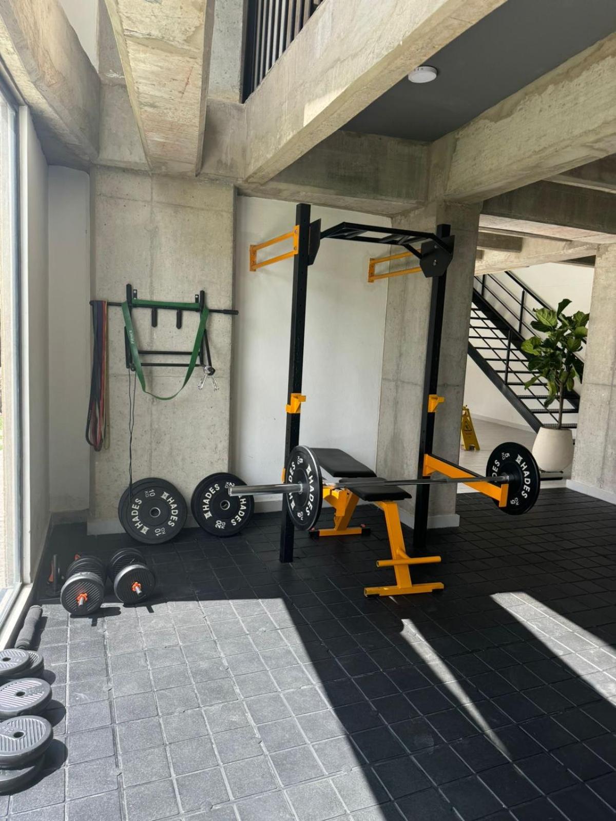 Excutive Studio-Torre Magna