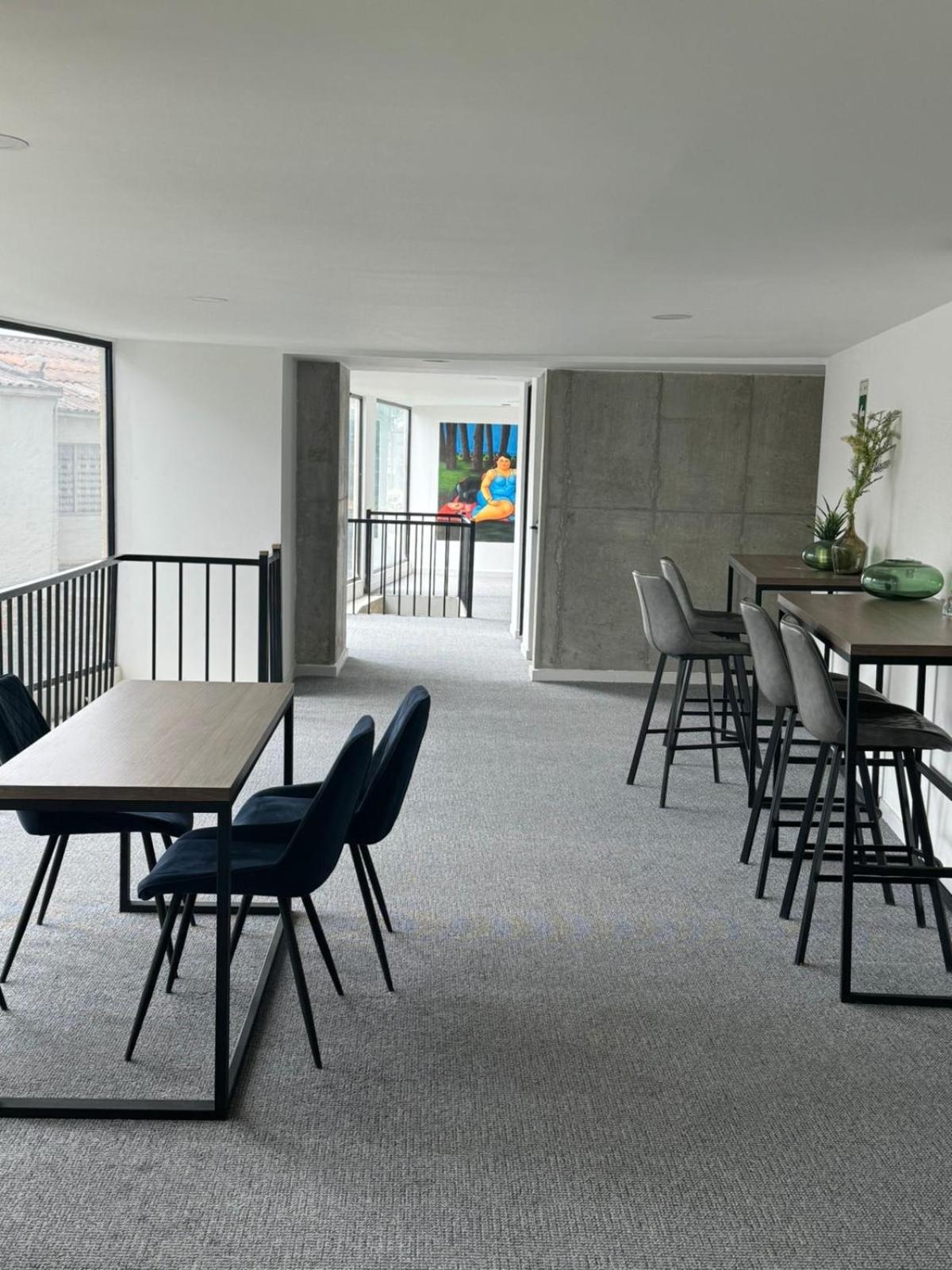 Excutive Studio-Torre Magna