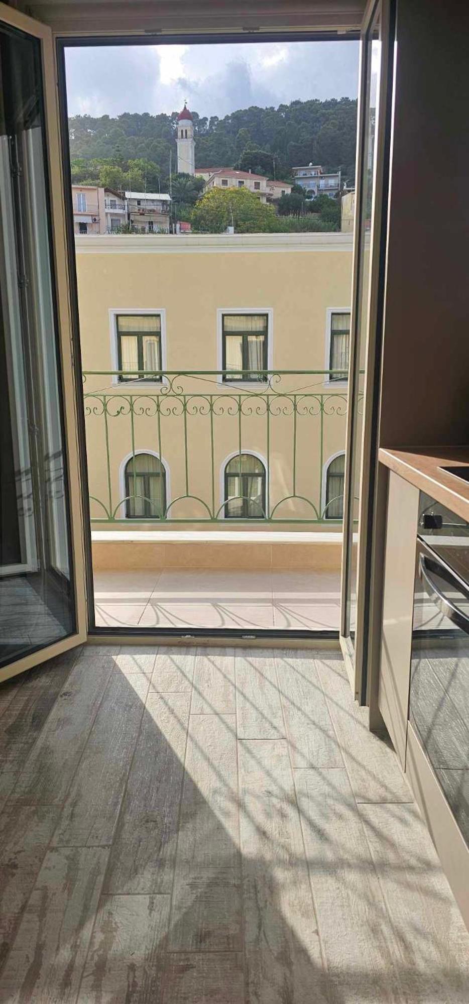 Ionion Apartment