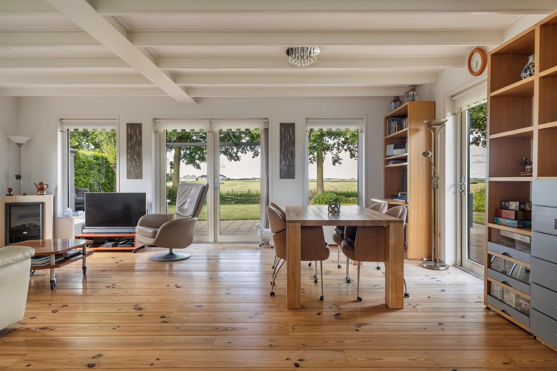Komfortables Ferienhaus mit Garten, Weitblick und Whirlpool