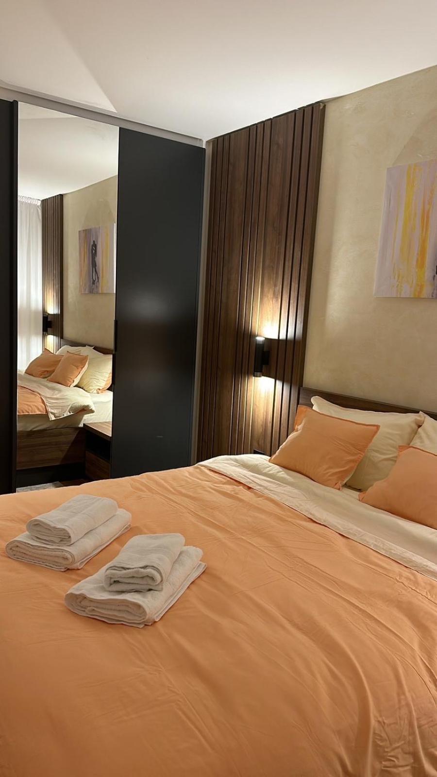 Lux Apartmani Park Novi view 3