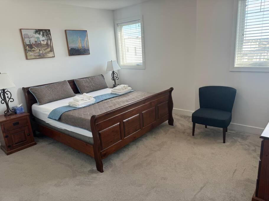 Spacious 3 bed 2 bath with attached garage