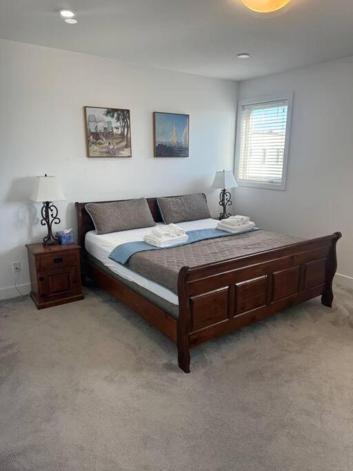 Spacious 3 bed 2 bath with attached garage