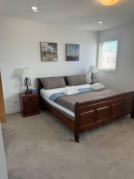 Spacious 3 bed 2 bath with attached garage