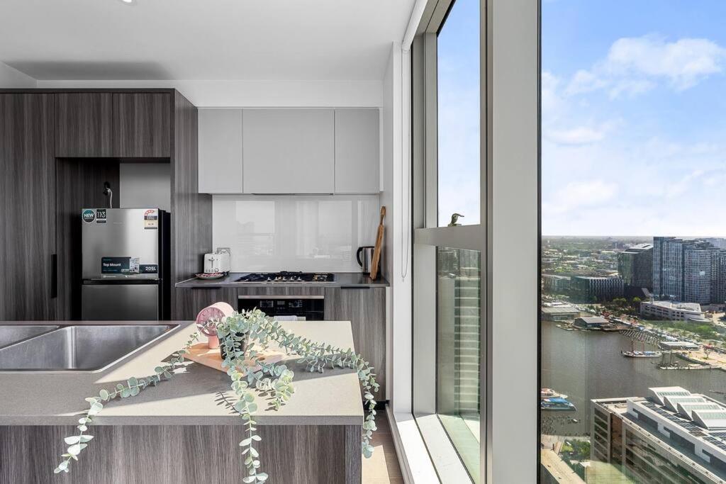 City Luxe Living 3B2B2C-36F at VictoriaHarbour