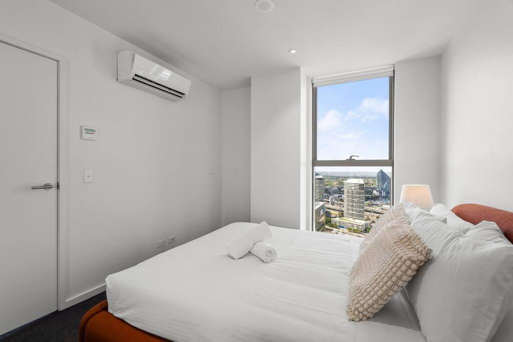 City Luxe Living 3B2B2C-36F at VictoriaHarbour