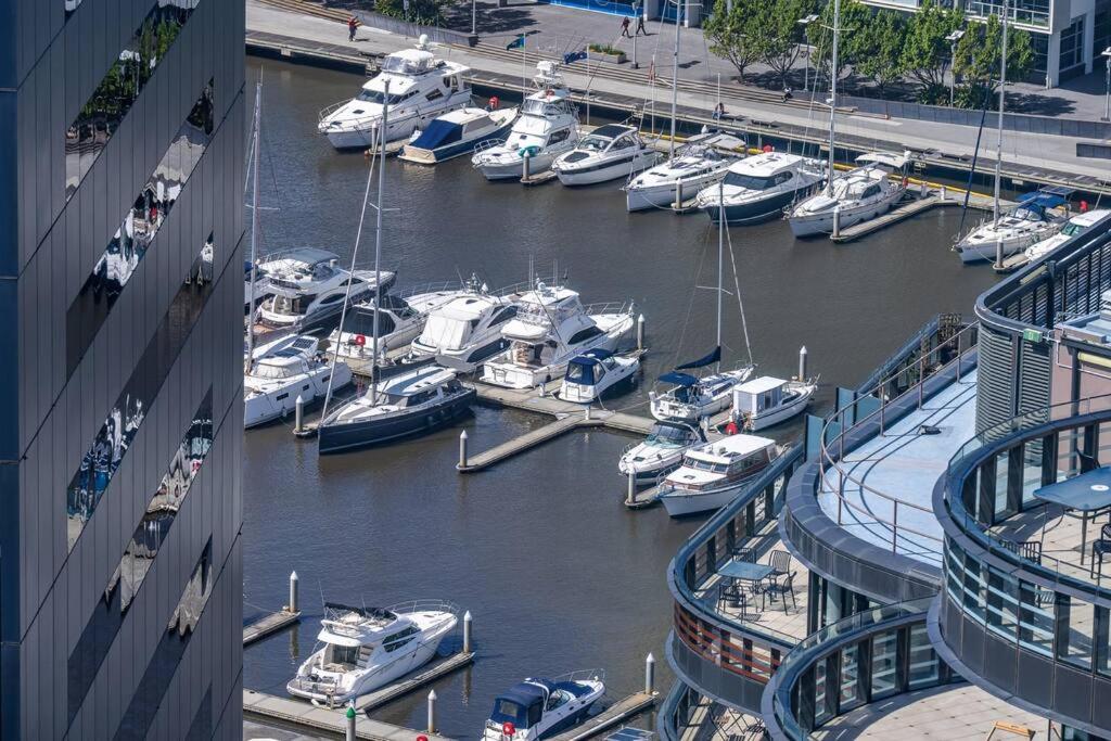 City Luxe Living 3B2B2C-36F at VictoriaHarbour