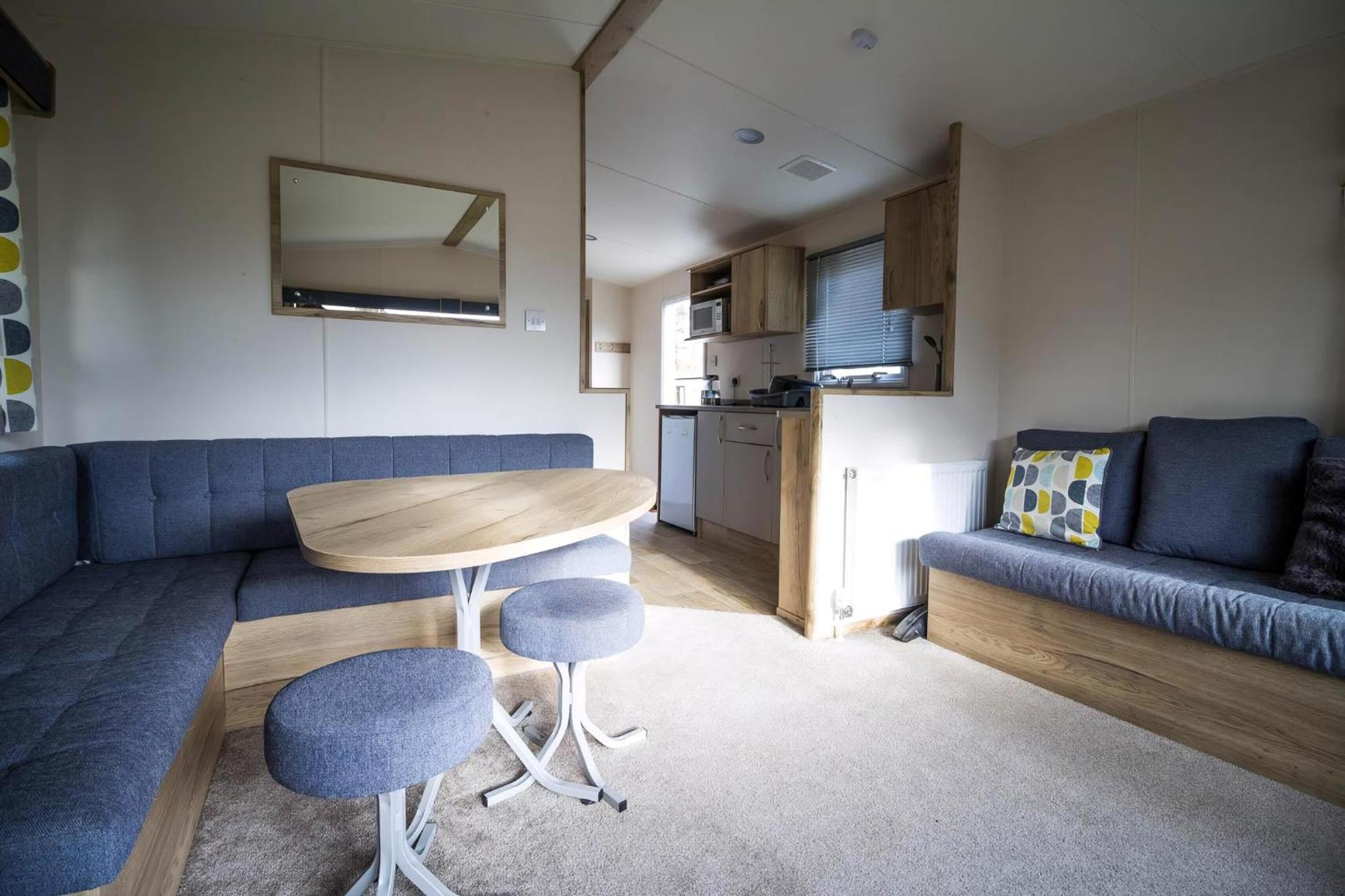 6 Berth Caravan With Decking At Felixstowe Beach Holiday Park Ref 55038Ow view 4