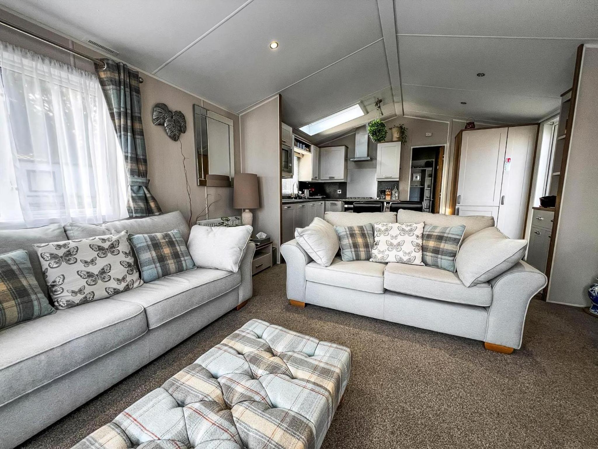 Beautiful Caravan With Decking At Azure Seas Ref 32060Az