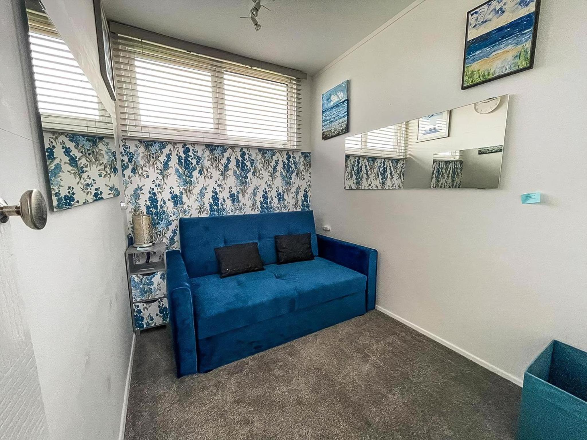 Lovely 4 Berth Chalet In The Coastal Village Of Heacham, Ref 92018Cs view 2