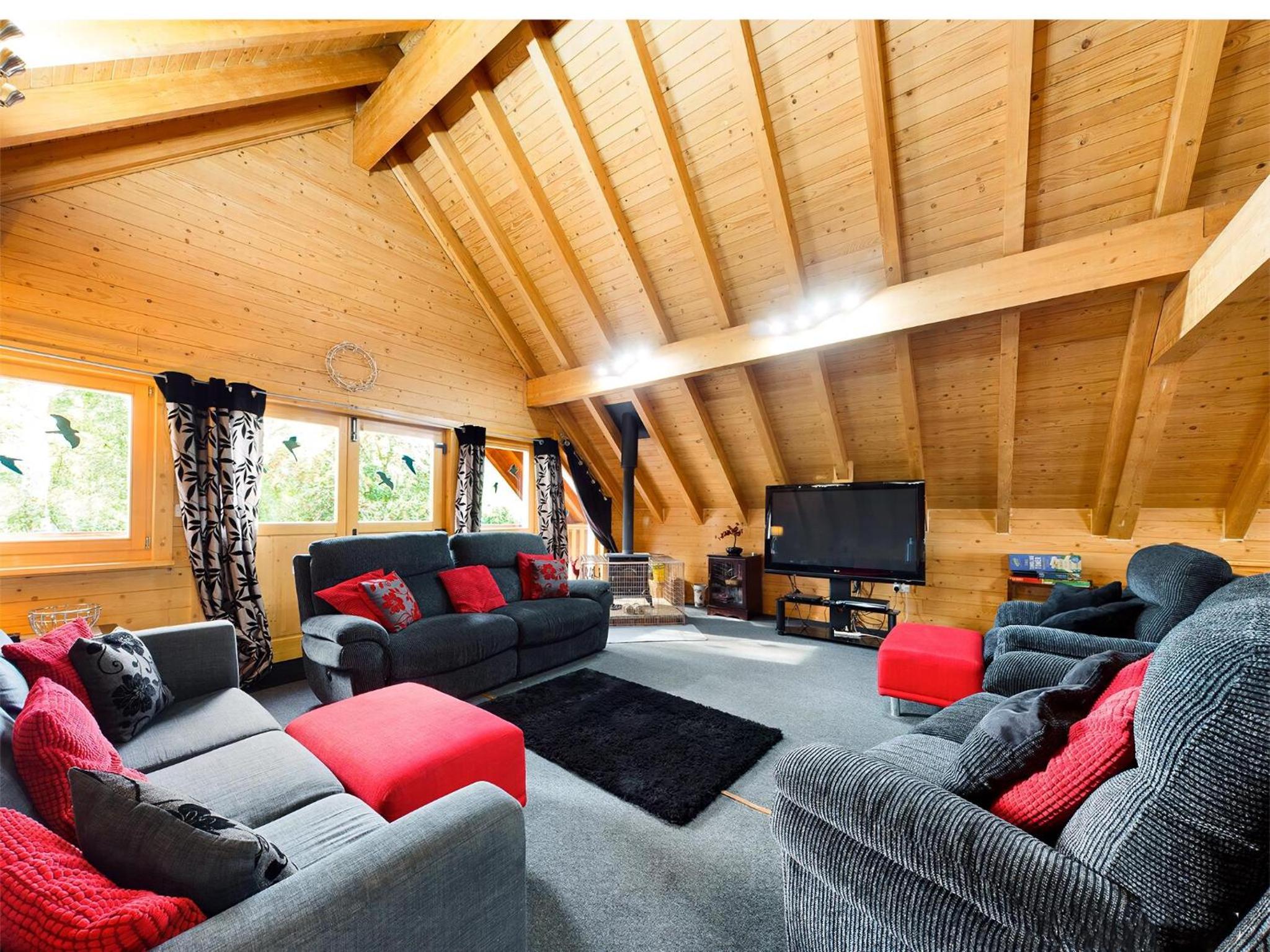 Kings Lynn Vacations - Stunning Log Cabin With A Pool Table For Hire In Norfolk, Sleeps 8 Ref 34045Al - Property Image 55