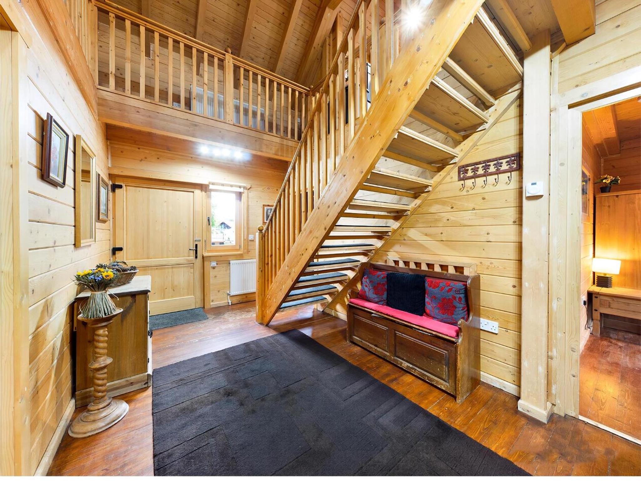 Kings Lynn Vacations - Stunning Log Cabin With A Pool Table For Hire In Norfolk, Sleeps 8 Ref 34045Al - Property Image 56