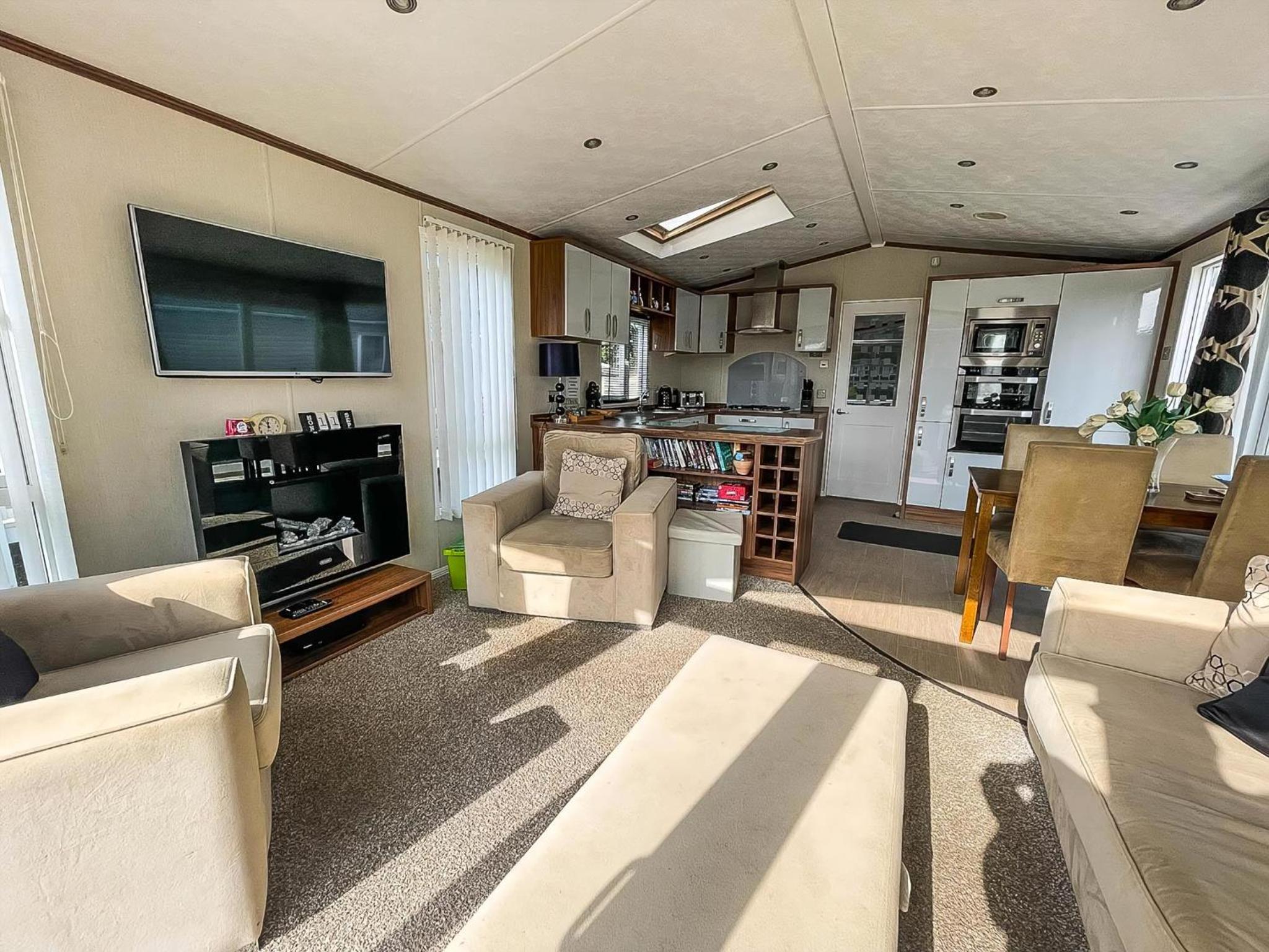 Stunning Lodge With A Lake View At A Haven Holiday Park In Norfolk Ref 11003Pl view 2