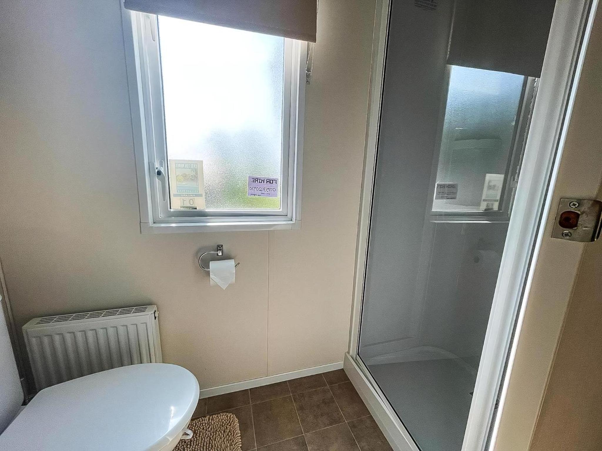 Beautiful Caravan With Decking At Carlton Meres Holiday Park, Suffolk Ref 60001M view 5
