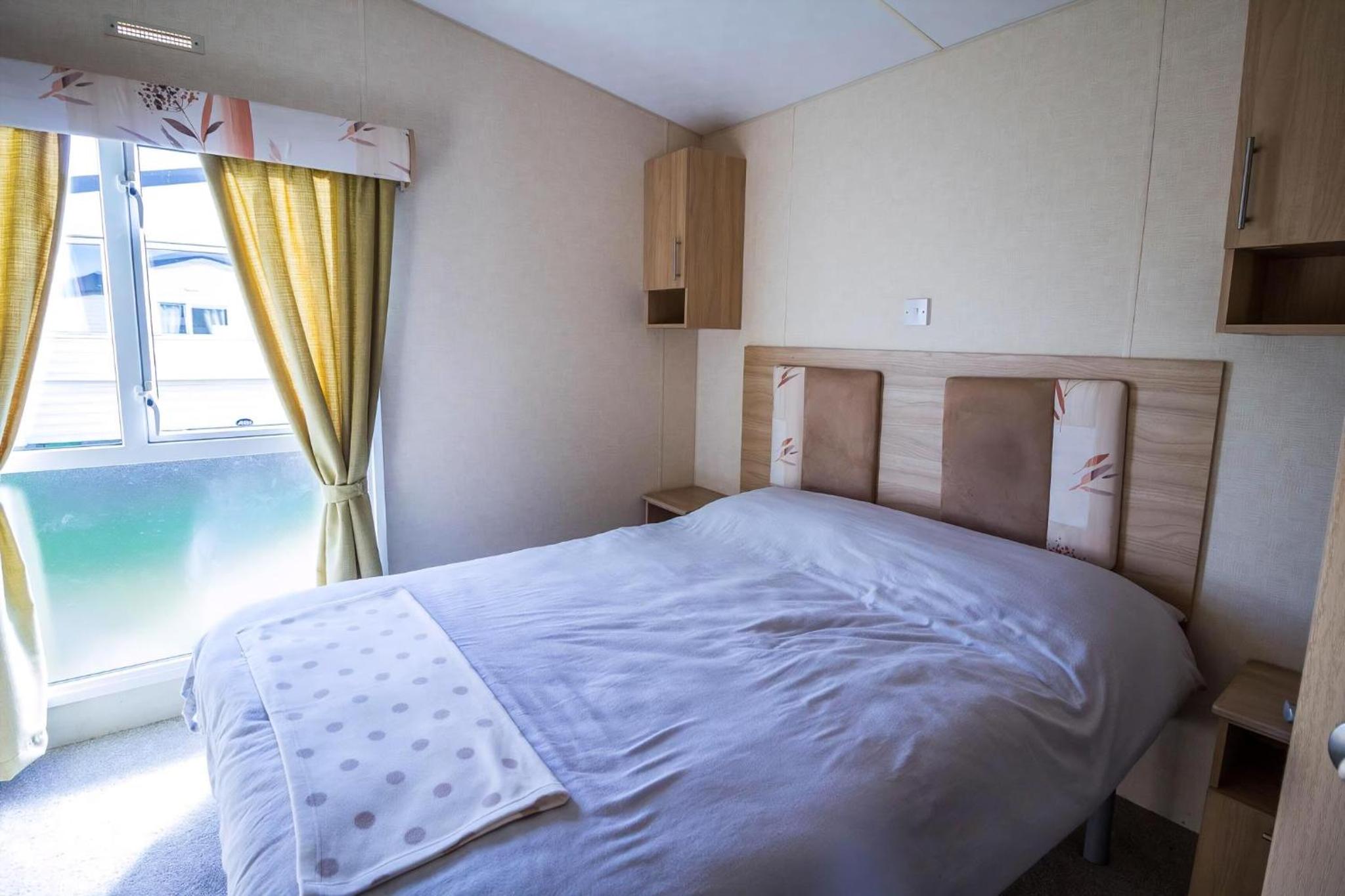 Lovely 6 Berth Caravan Nearby Hunstanton Beach In Norfolk Ref 23020T view 5