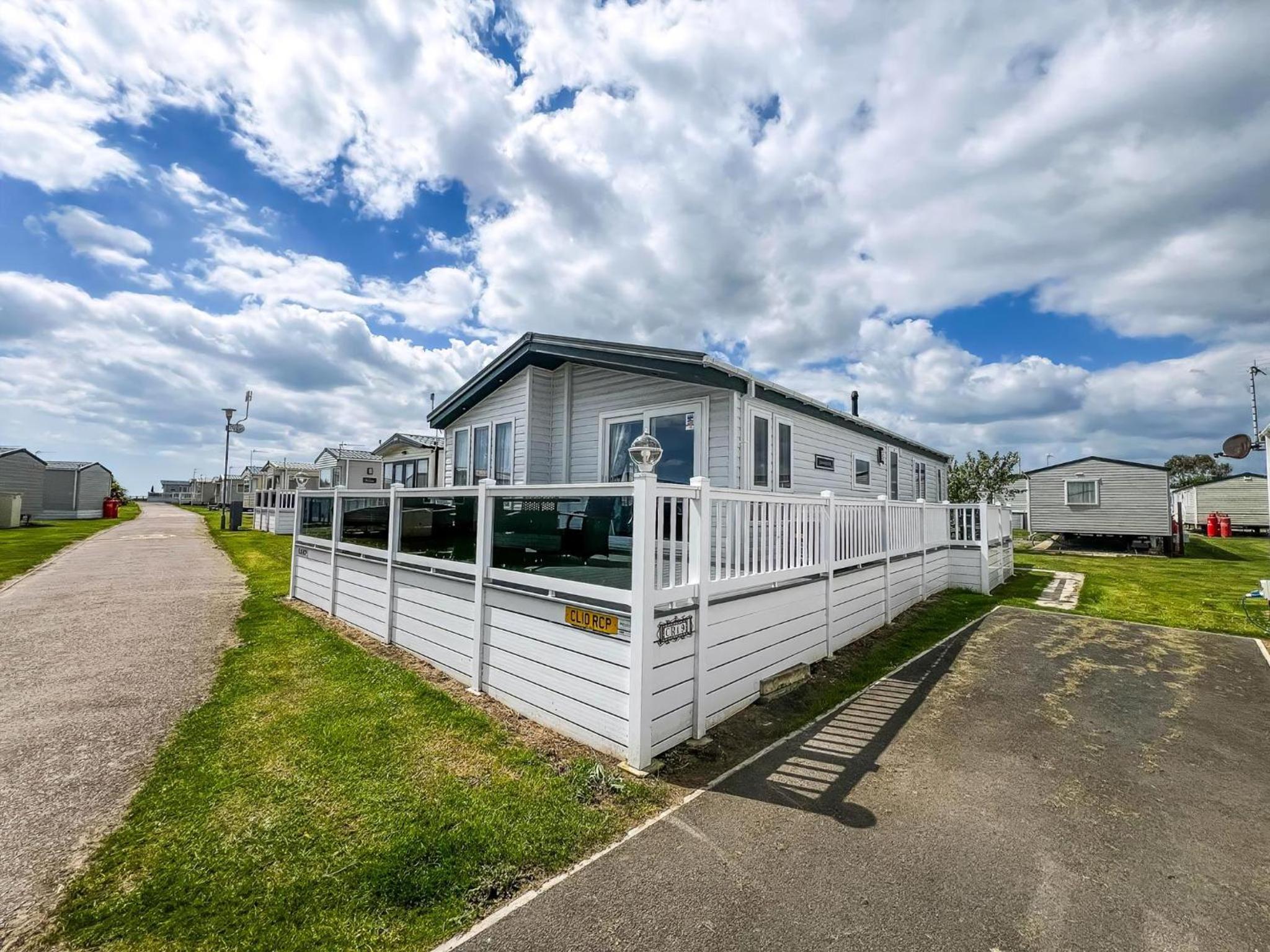 Beautiful 4 Berth Lodge With Free Wifi At Pakefield Holiday Park Ref 68019Cr view 4
