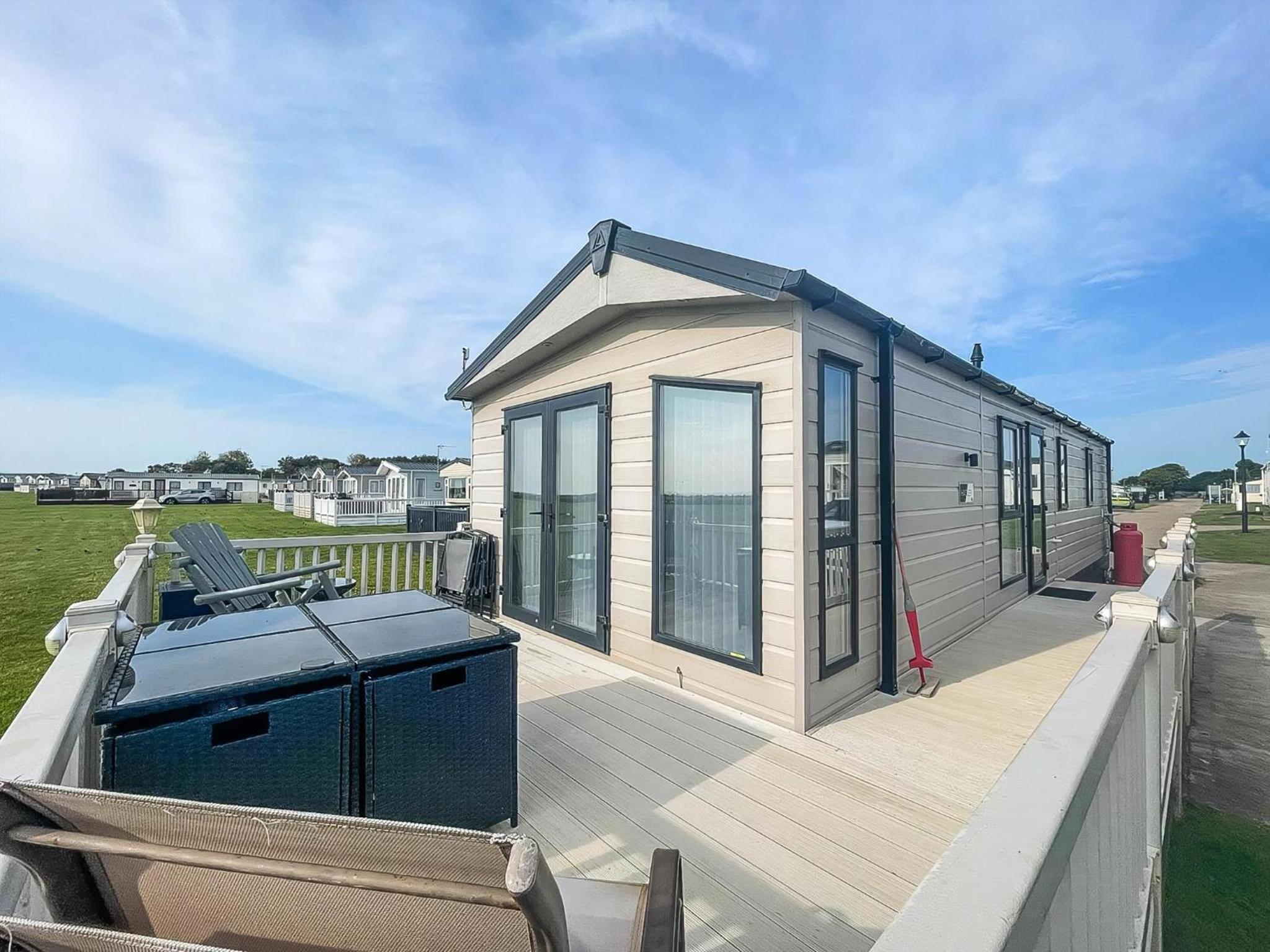 Beautiful Caravan Full Sea Views At Broadland Sands In Suffolk Ref 20095Bs view 4