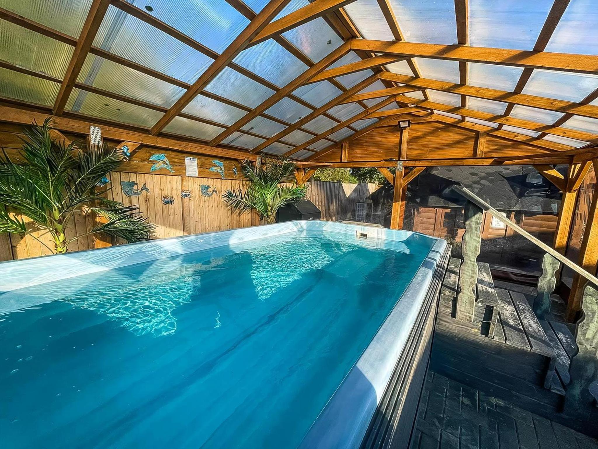 Bespoke Holiday Home With Private Pool And Hot Tub, Sleeps 8 Ref 34073P