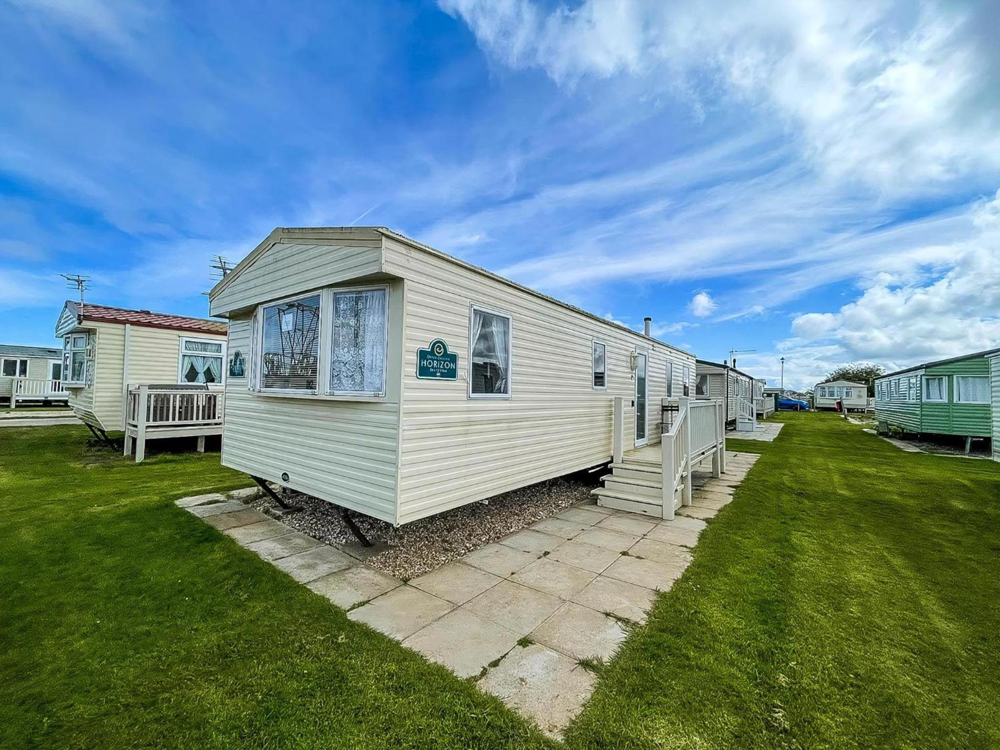 8 Berth Caravan At Eastgate Holiday Park In Skegness Ref 58012D view 3