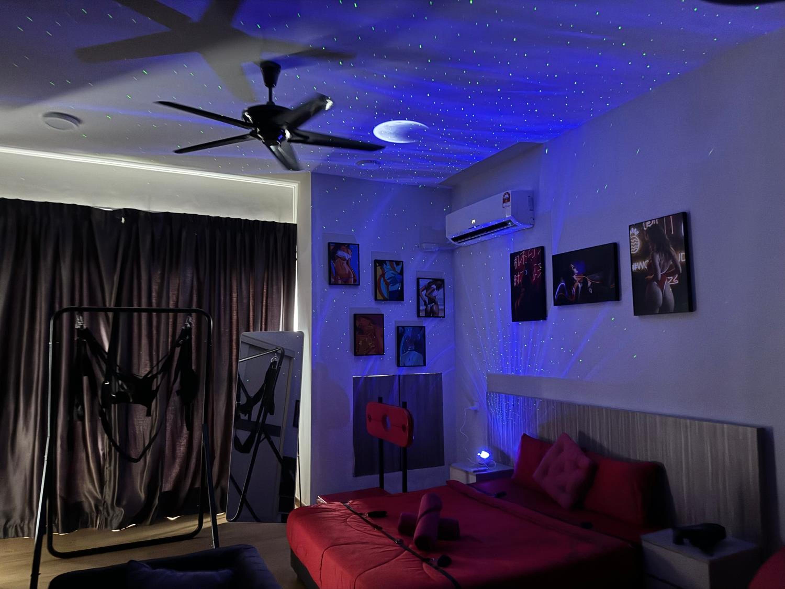 Bay Point Love Bed Danga Bay