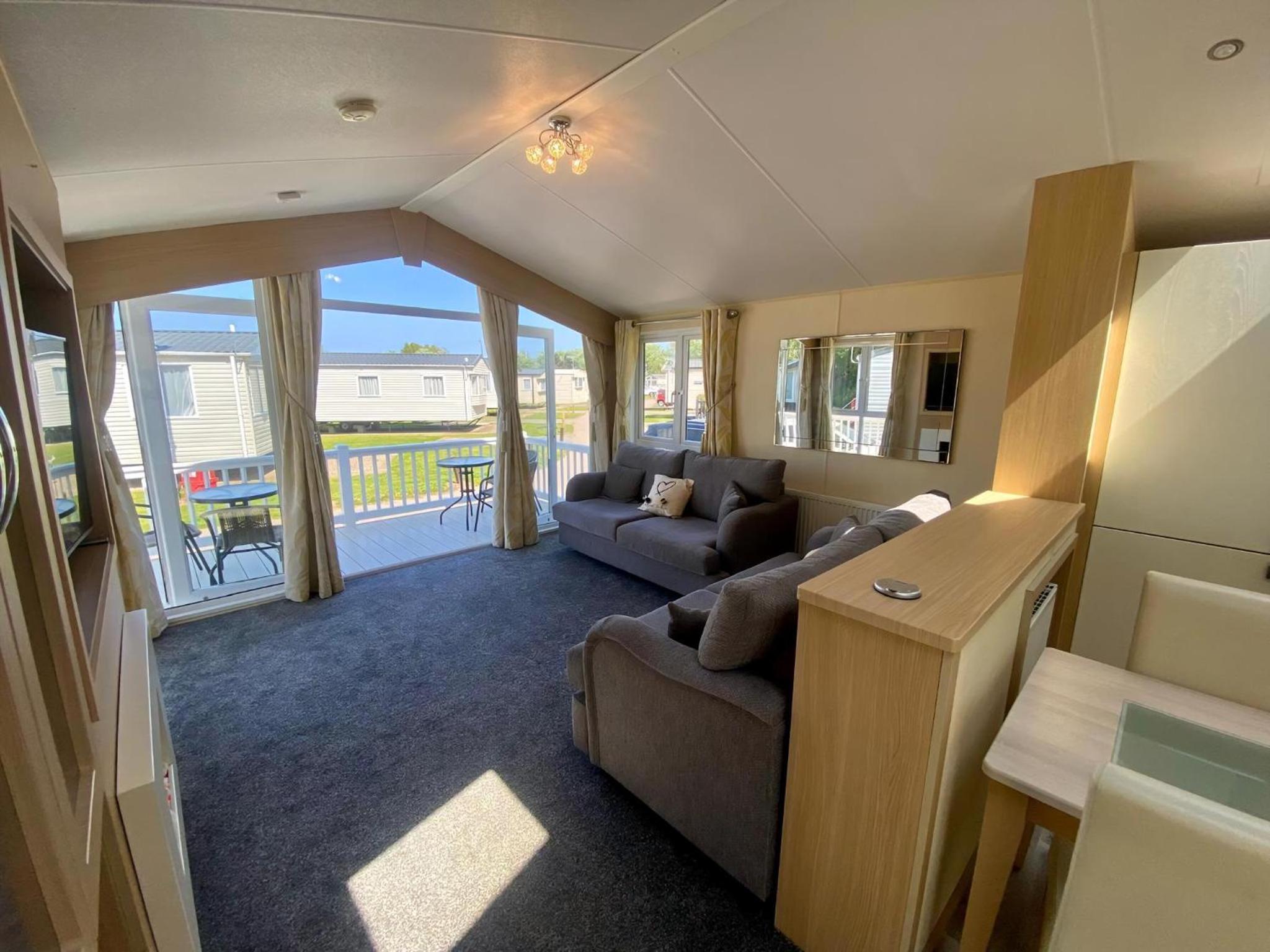 Spacious 4 Berth Lodge With Wi-Fi & Decking At Broadland Sands Ref 20055Sv view 2
