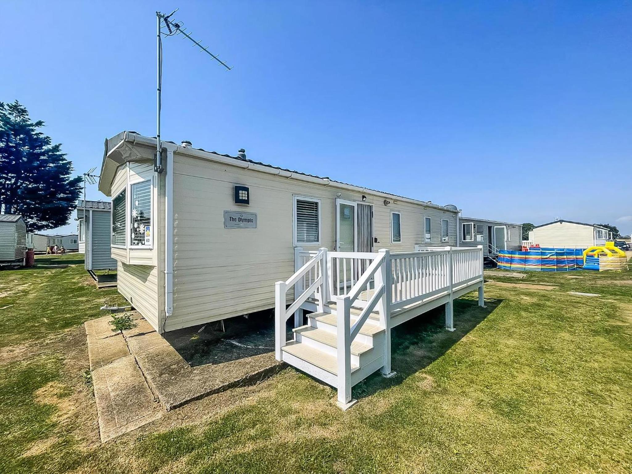 Wonderful 8 Berth Caravan With Free Wi-Fi At Seawick Holiday Park Ref 27060Sw view 3