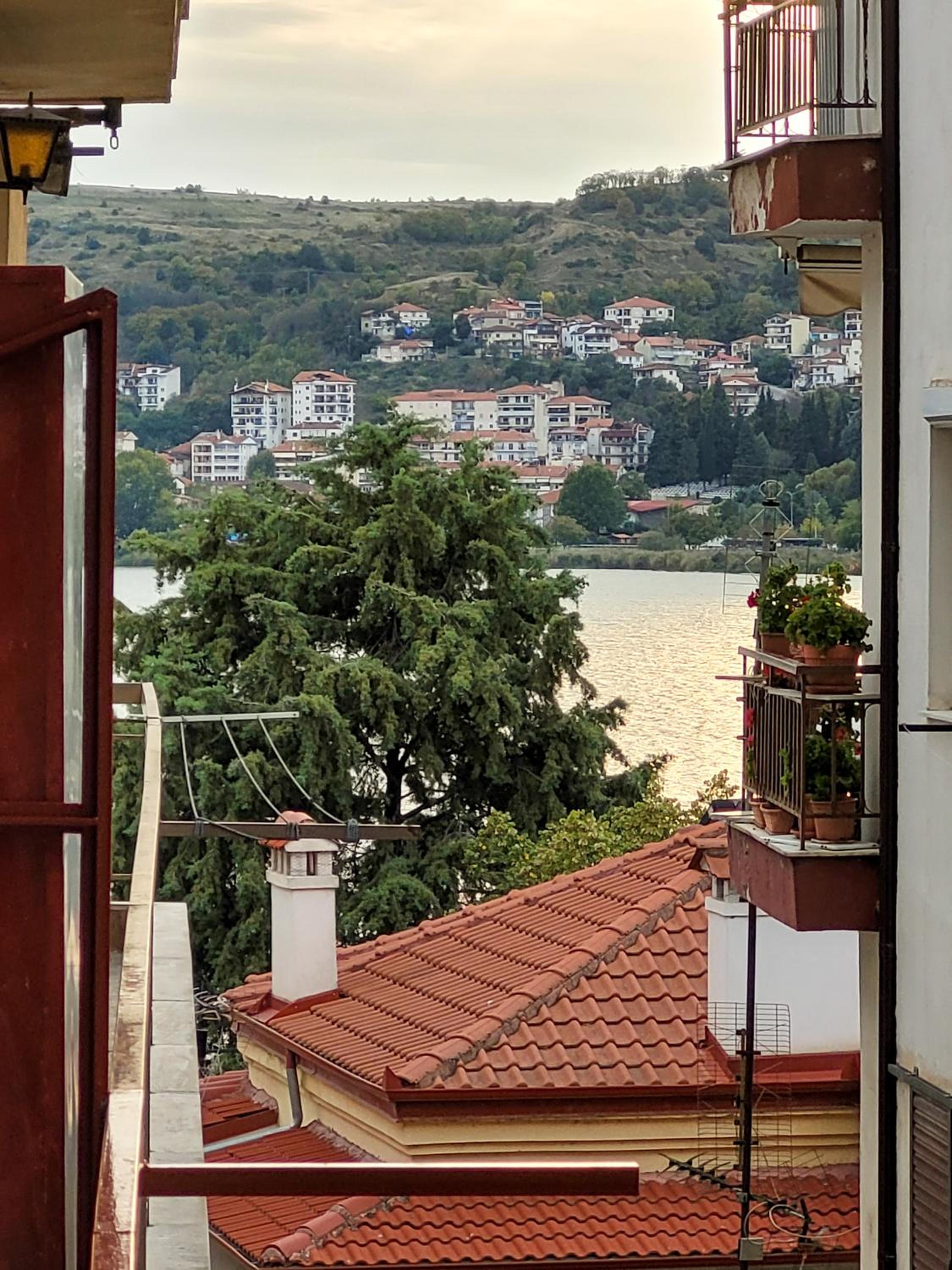 Central Kastoria House Two photo 4